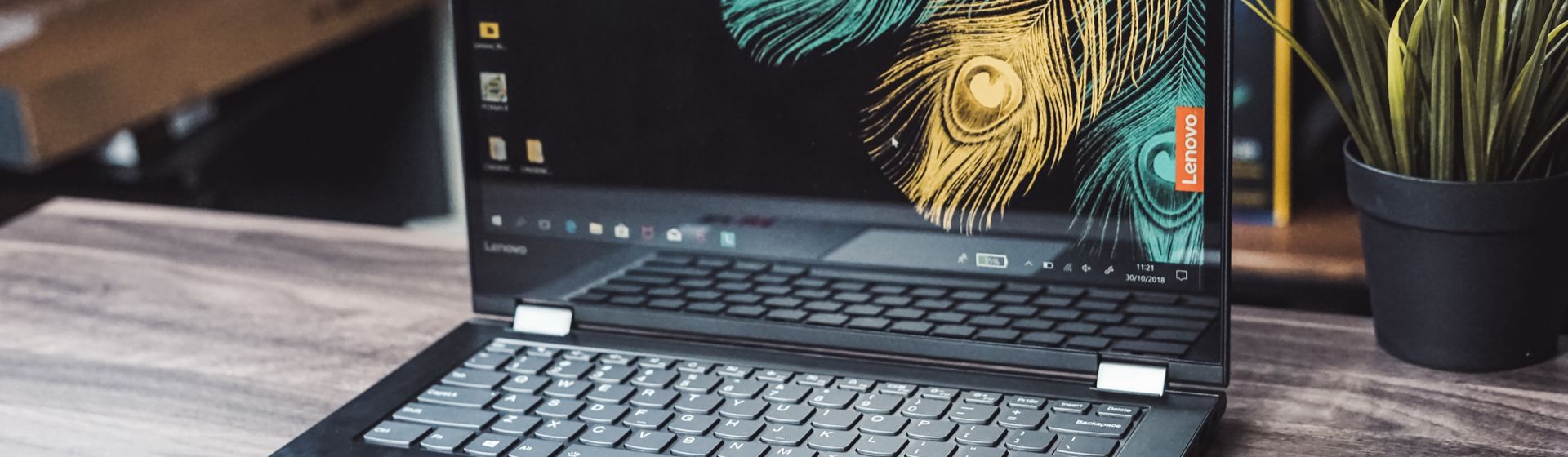 Capa do post: Lenovo atualiza notebooks ThinkPad P14S e P15S para 2020; confira