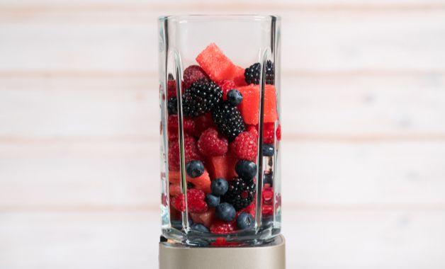 Copo de vidro de um liquidificador. (Imagem: Reprodução/Shutterstock)