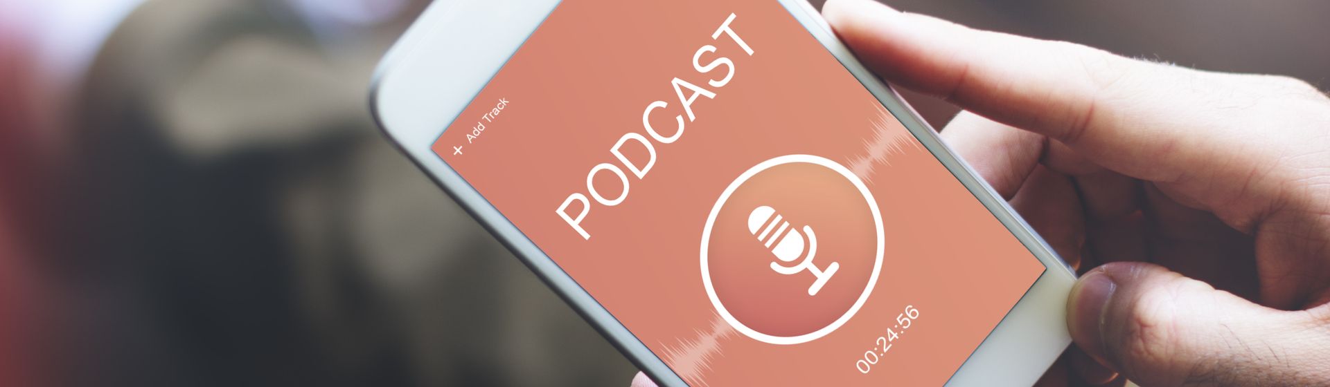 Capa do post: Como fazer um podcast pelo celular?