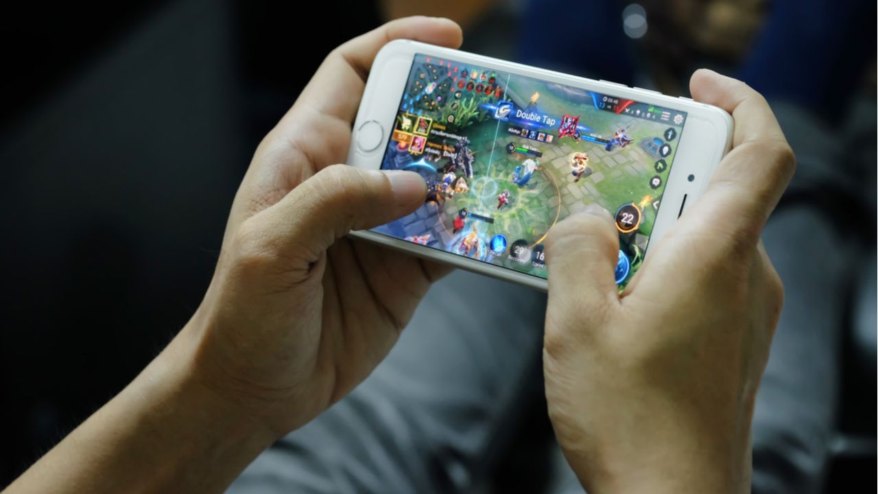 Celular esquentando: entenda por que o celular esquenta (Foto: Shutterstock)