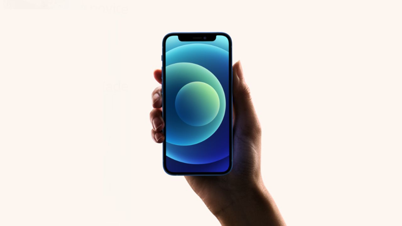 O iPhone 12 Mini tem tela de 5,4 polegadas. (Foto: Divulgação/Apple)