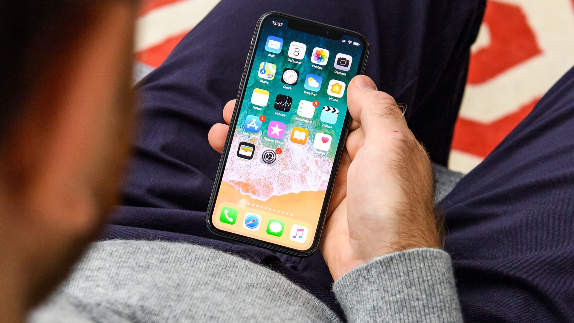 Os smartphones são os produtos mais procurados na Black Friday (Shutterstock)