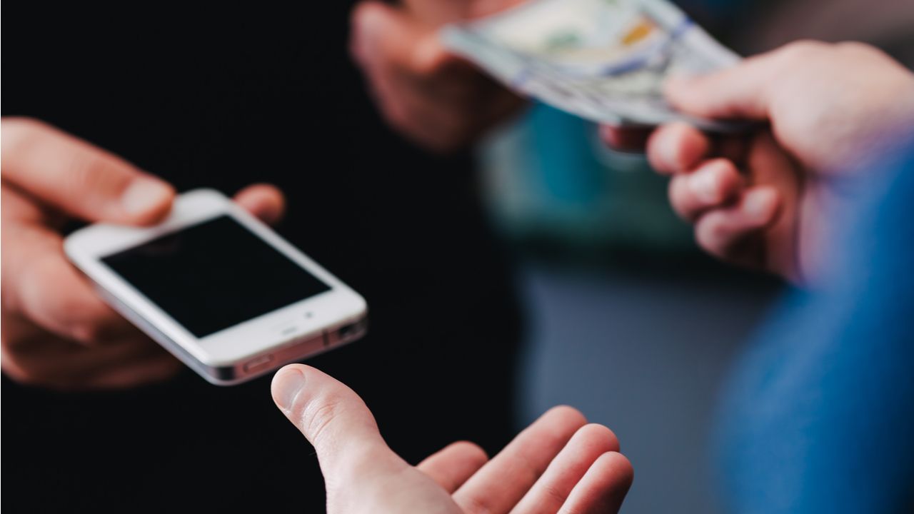 Avalie bem se um celular usado é a melhor opção (Foto: Shutterstock)