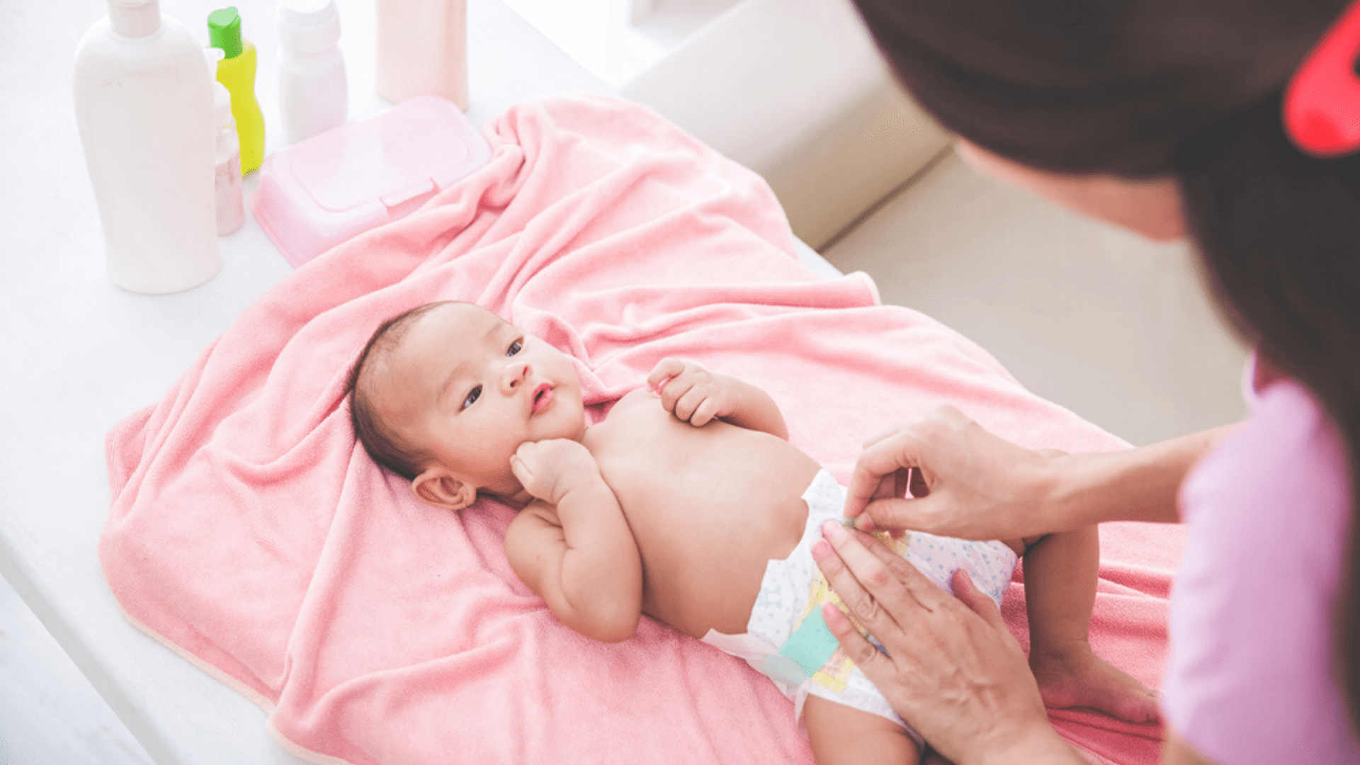Veja a nossa seleção das melhores fraldas para recém-nascido de 2020! (Imagem: Reprodução/Shutterstock)