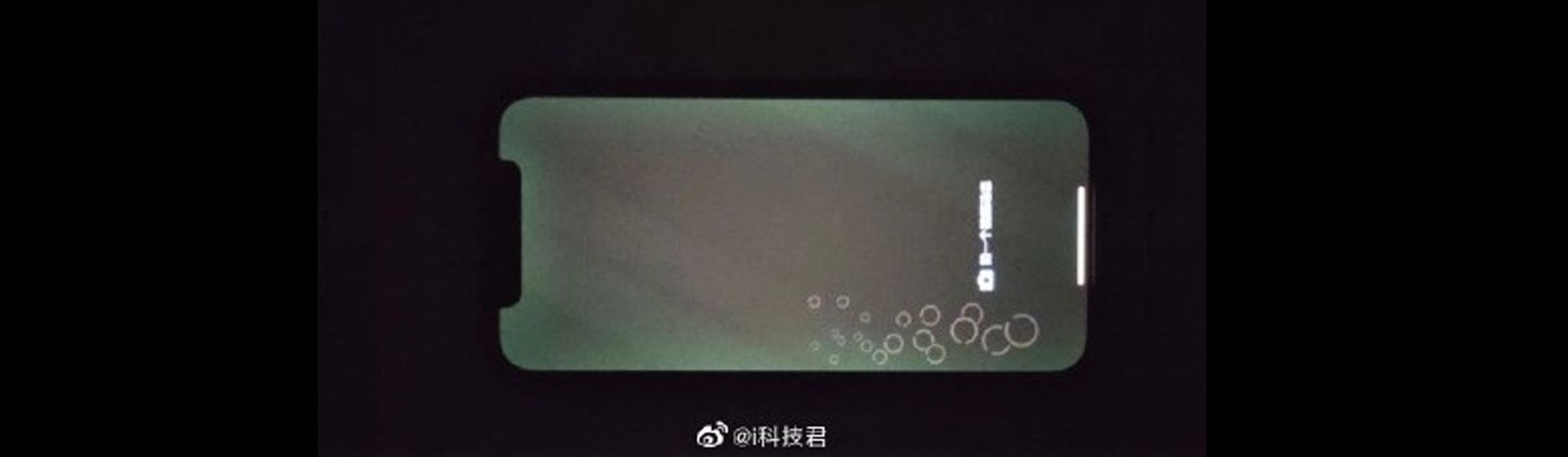 Capa do post: Tela verde no iPhone 12; bug no display tem afetado celulares da Apple