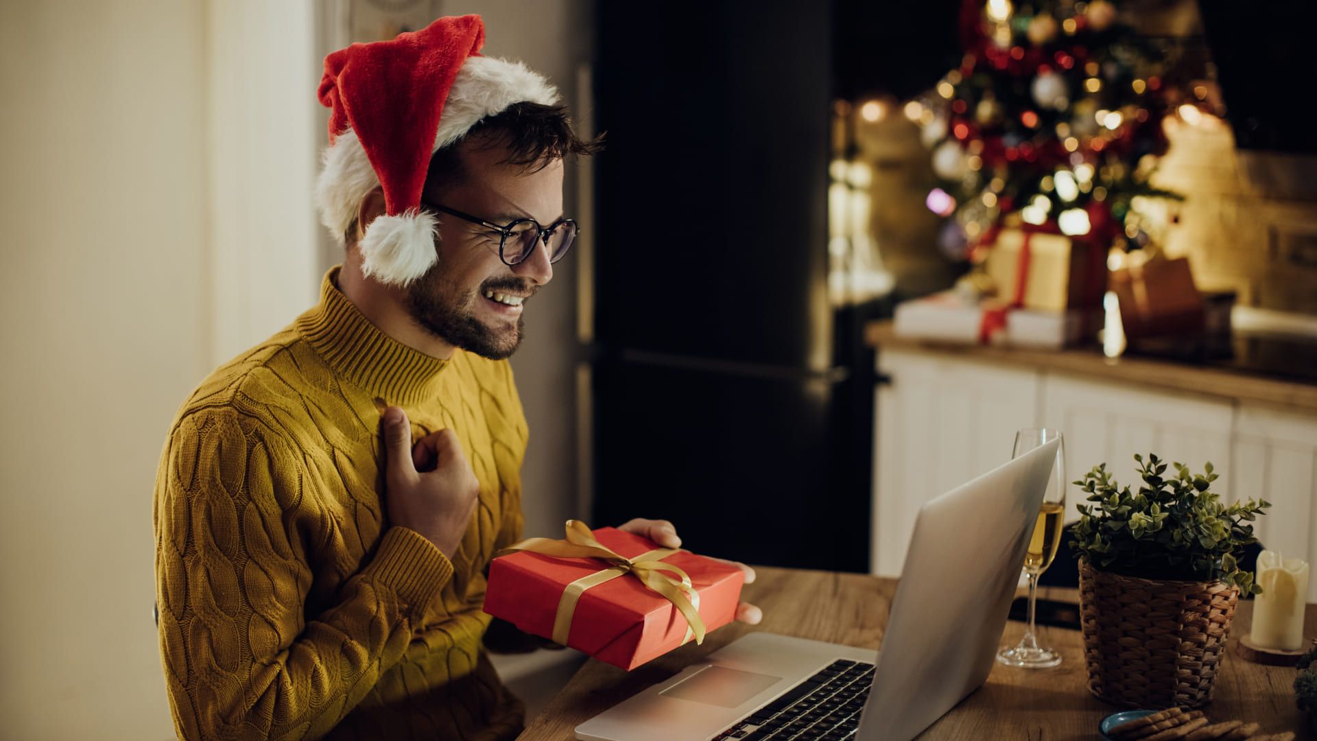 Jogar online com amigos: veja os itens necessários para mandar bem -  DeUmZoom