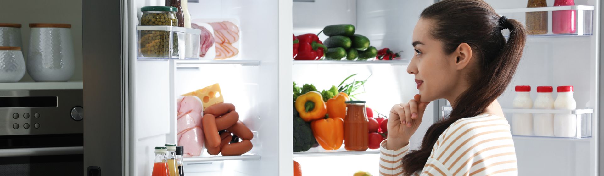 Capa do post: Como organizar a geladeira: confira as melhores dicas para otimizar o espaço
