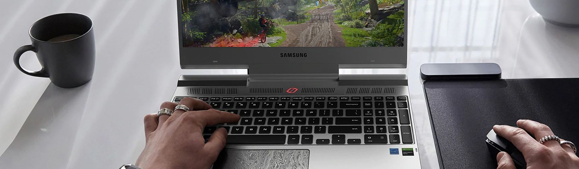 Capa do post: Samsung Odyssey 2 é bom? Analisamos o notebook gamer com GTX 1650