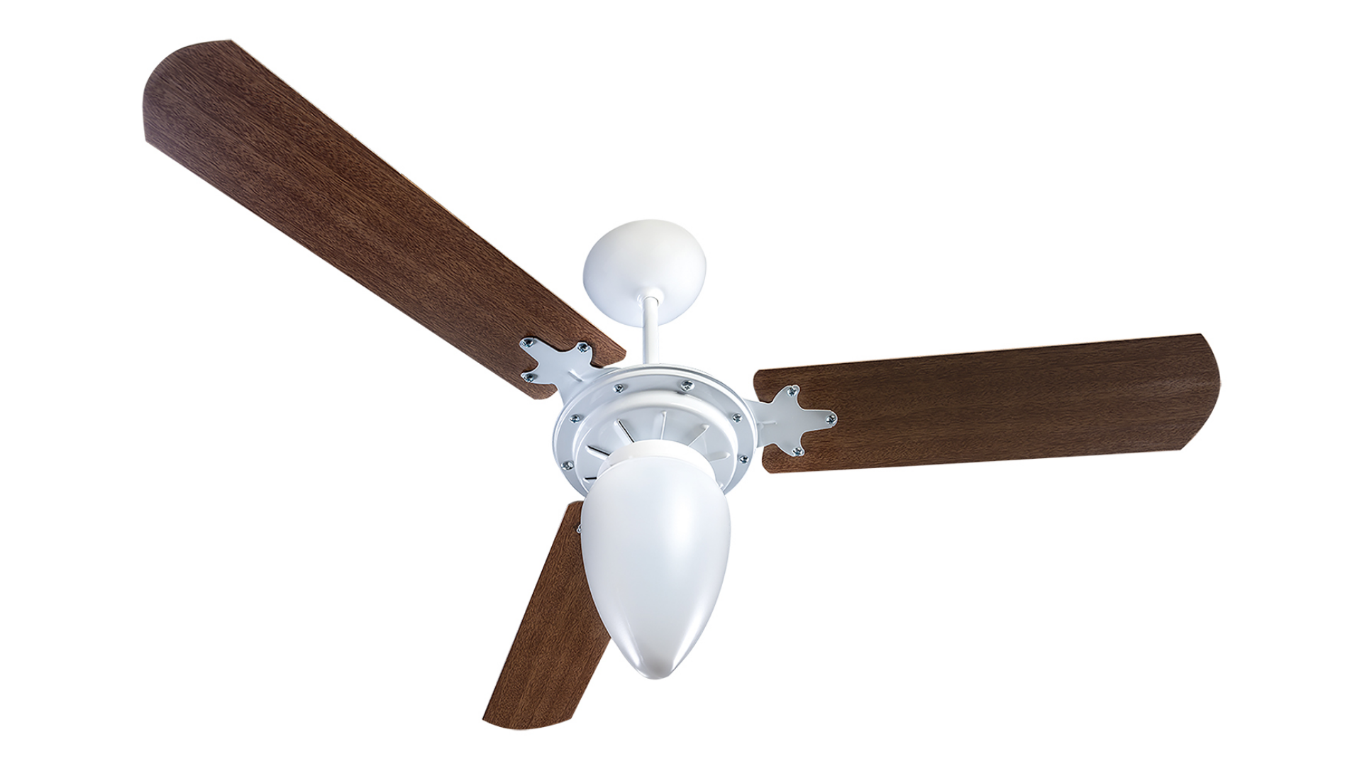 O ventilador de teto Ventisol Wind 3 é um dos modelos econômicos da nossa lista. Confira abaixo! (Imagem: Divulgação/Ventisol)