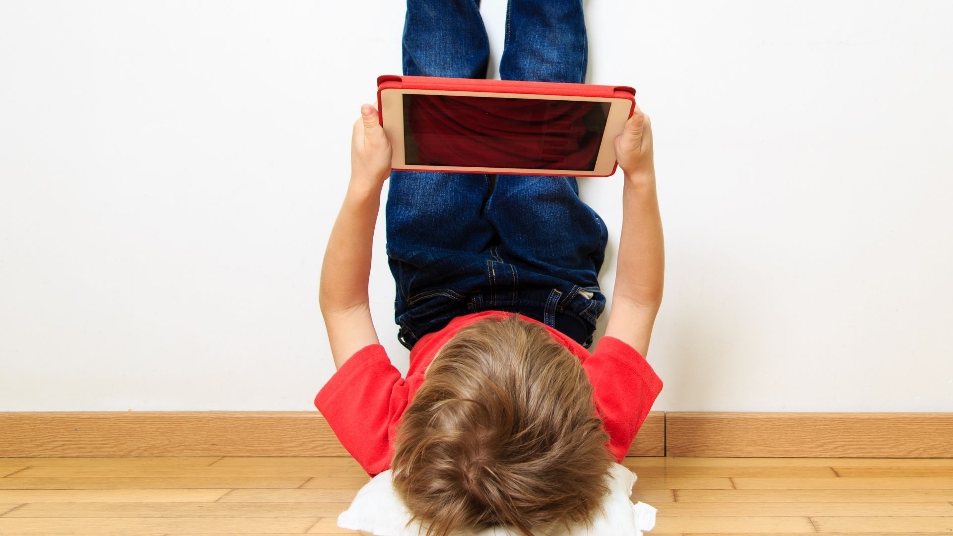 confira a lista e escolha o melhor tablet infantil para comprar (Foto: Nadya Eugene / Shutterstock.com) 