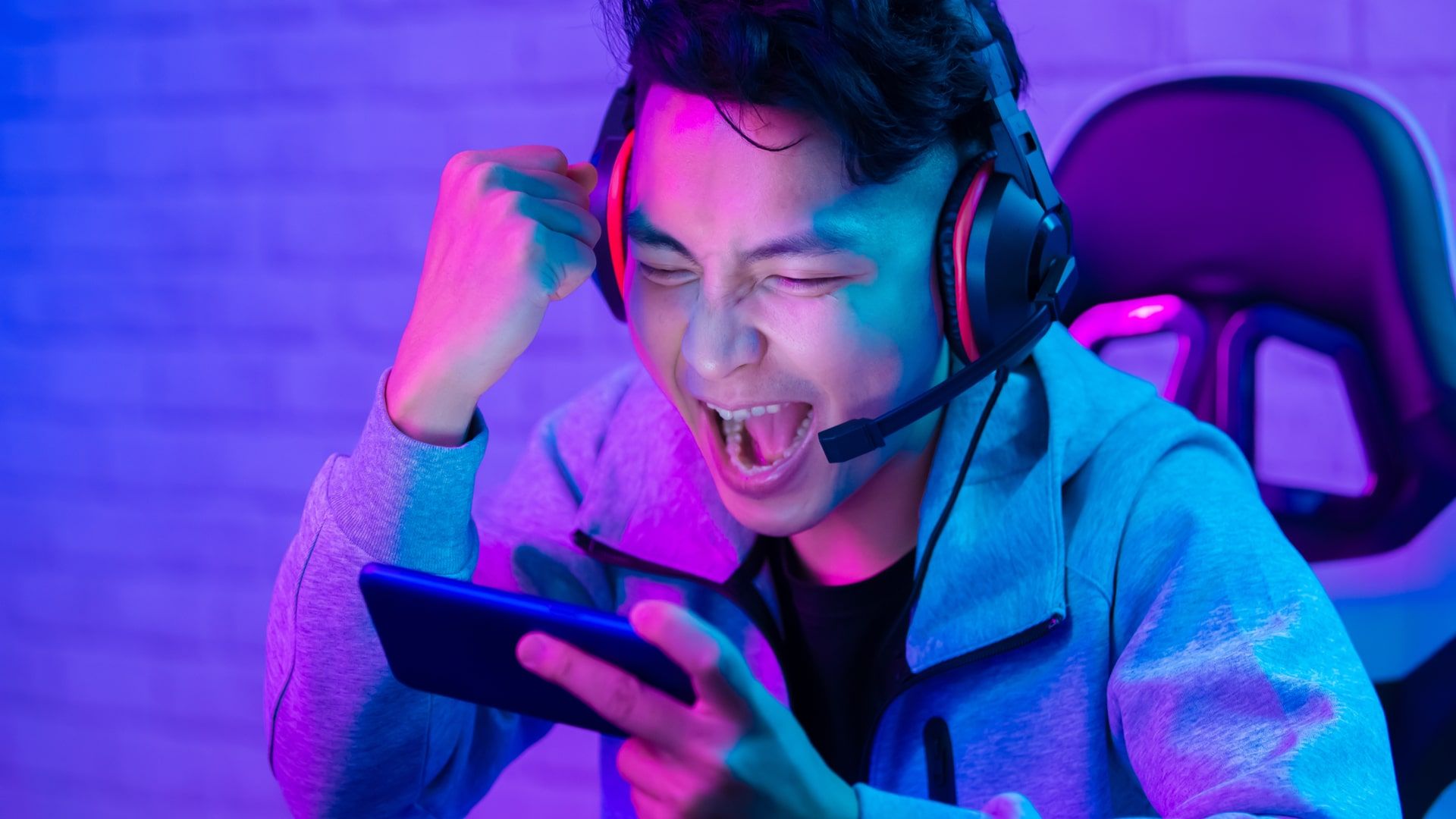 Celulares gamer são pensados para jogos e podem ter preço elevado (Foto: Shutterstock)