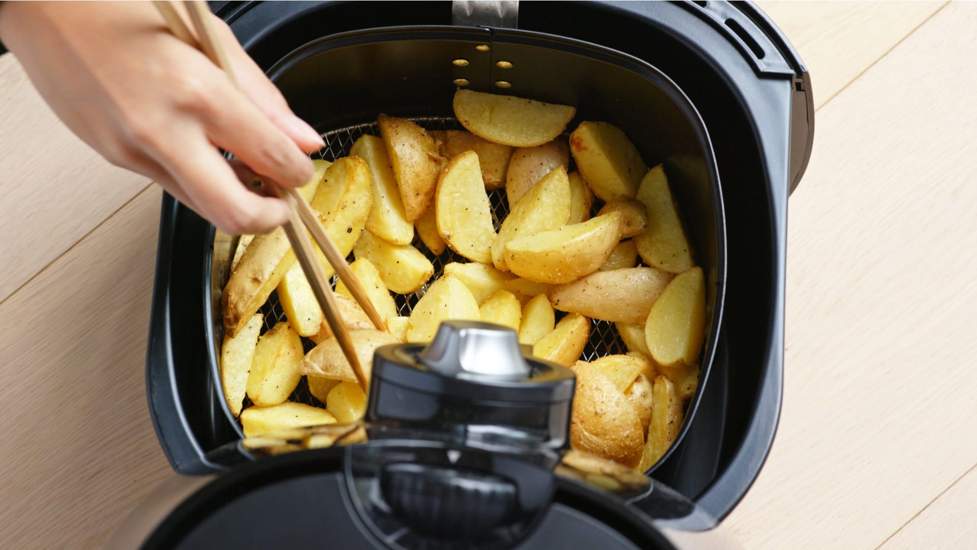 Fiz Batata frita, Bem Brasil, na Airfryer - Comida brasileira