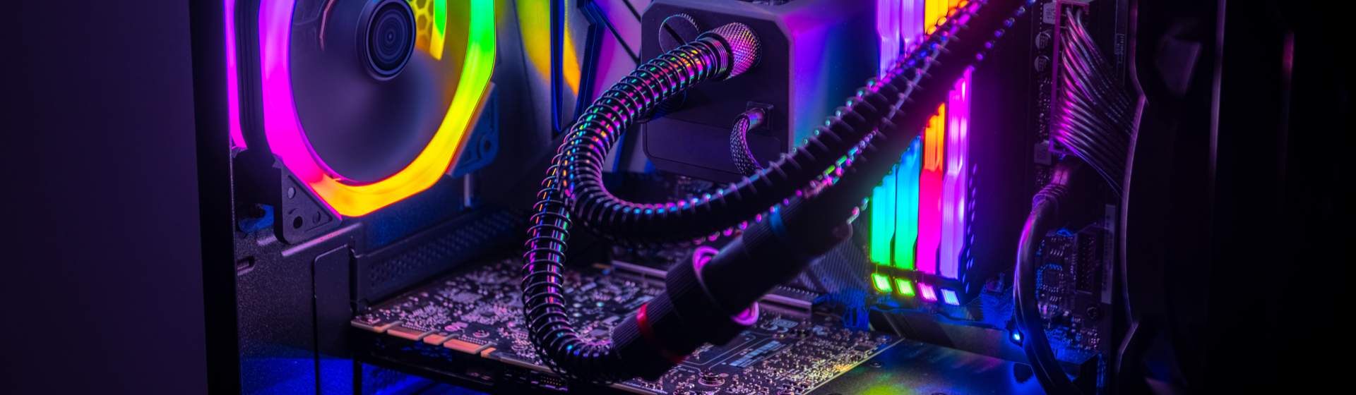 Monte o seu PC; peças e acessórios gamer com desconto na