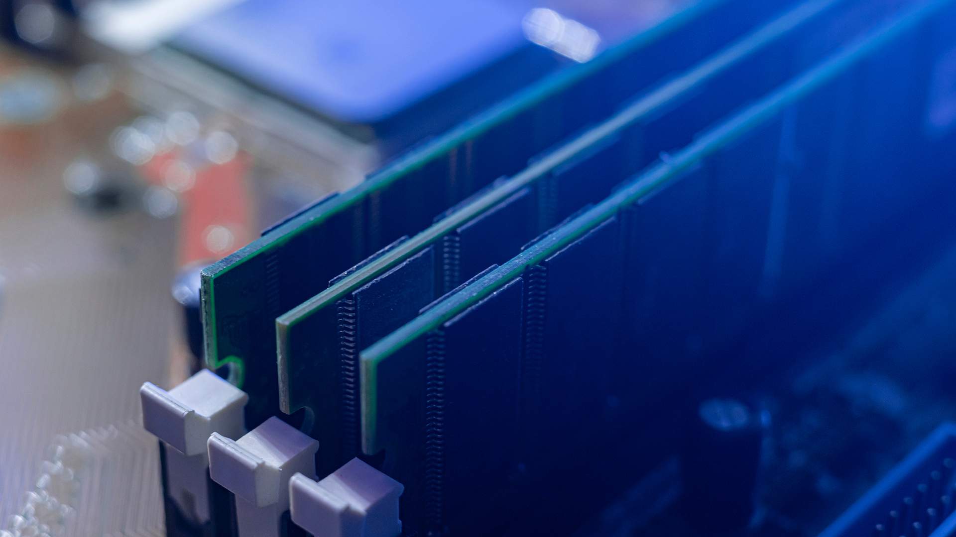 A memória RAM é um componente essencial no trabalho dos cientistas de dados (Fonte: Shutterstock/Mike_shots)