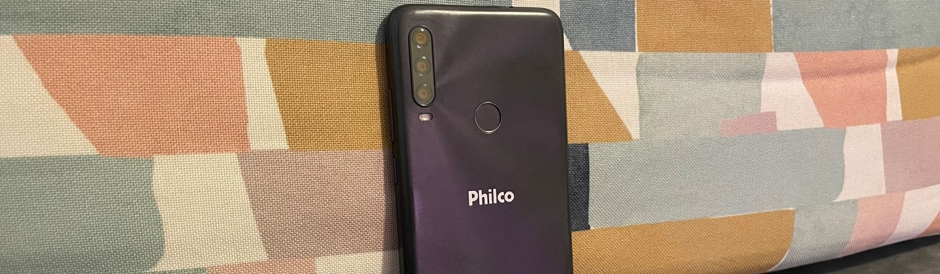 Philco Hit P10: celular tem boa tela e bateria, mas fotos à noite são ruins