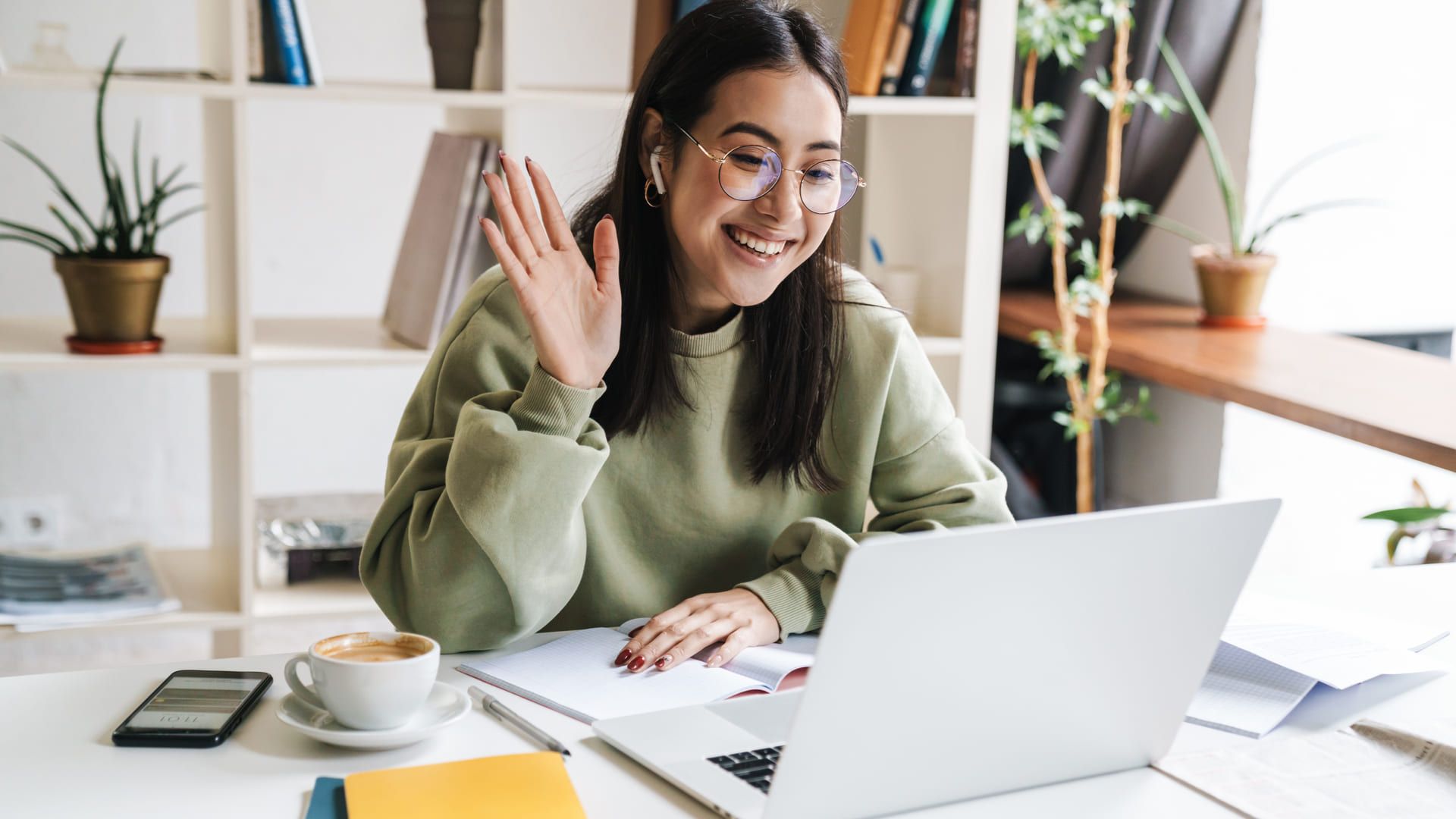 Veja como fazer chamada de vídeos no WhatsApp Web (Foto: Shutterstock)
