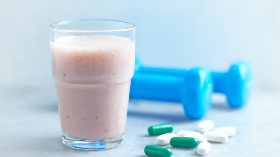 O BCAA pode ser tomado para ajudar a ganhar massa muscular (Imagem: Reprodução/Shutterstock)