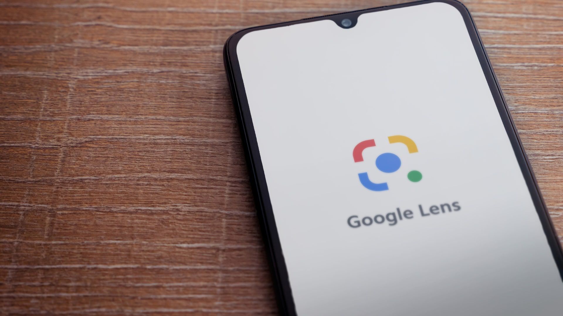 Família, li bastante gente falando que não tava conseguindo baixar pelo  Google Lens, então deixei lá