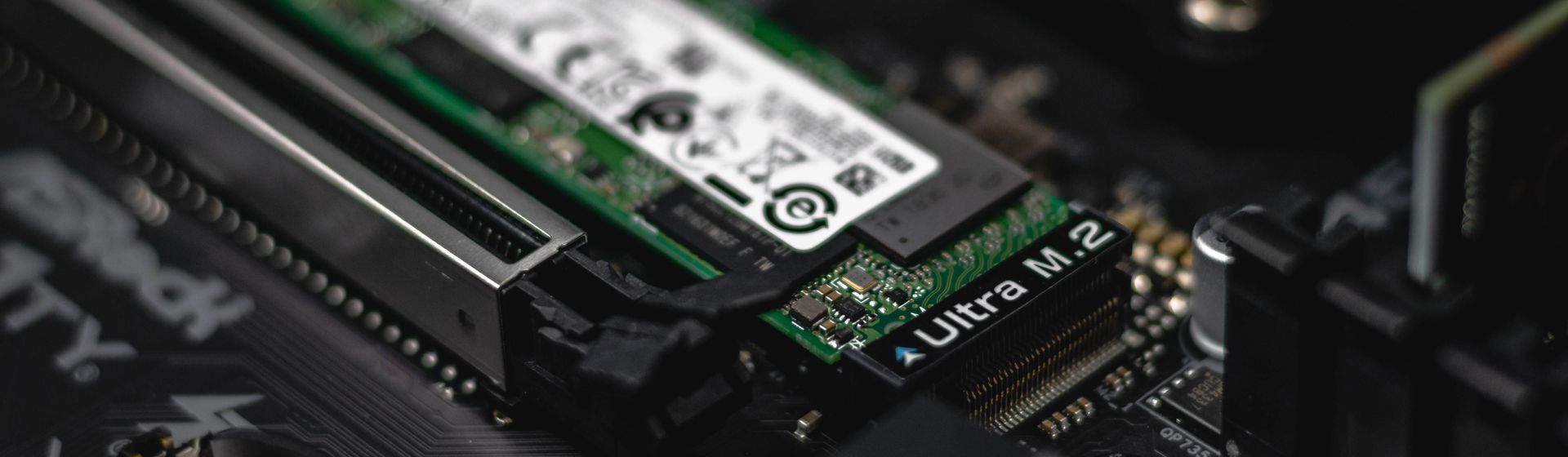 SSD M.2 instalado em placa-mãe de computador