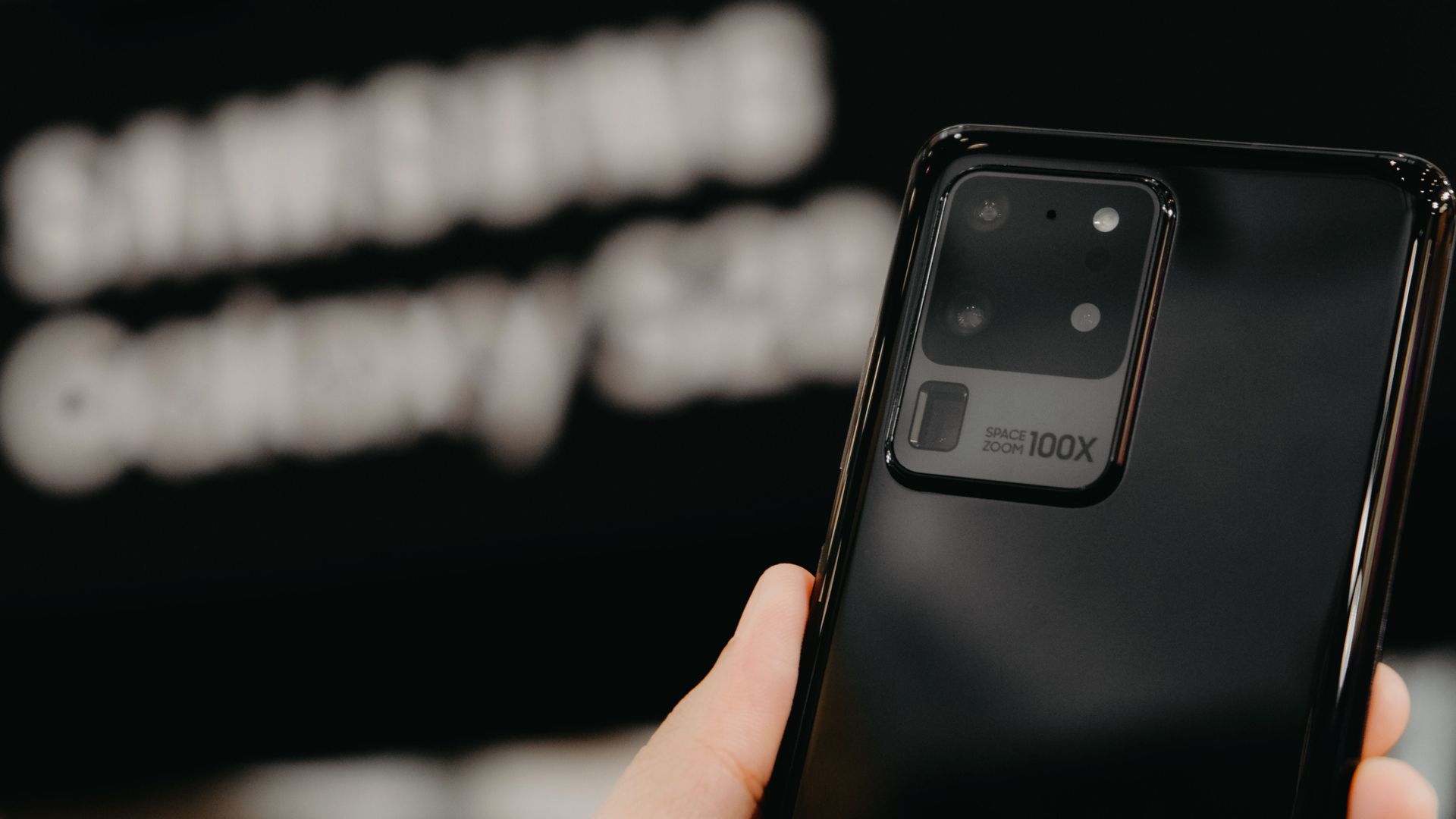 O Galaxy S20 Ultra tem as melhores câmeras entre os modelos Samsung Galaxy S de 2020. (Foto: Shutterstock)