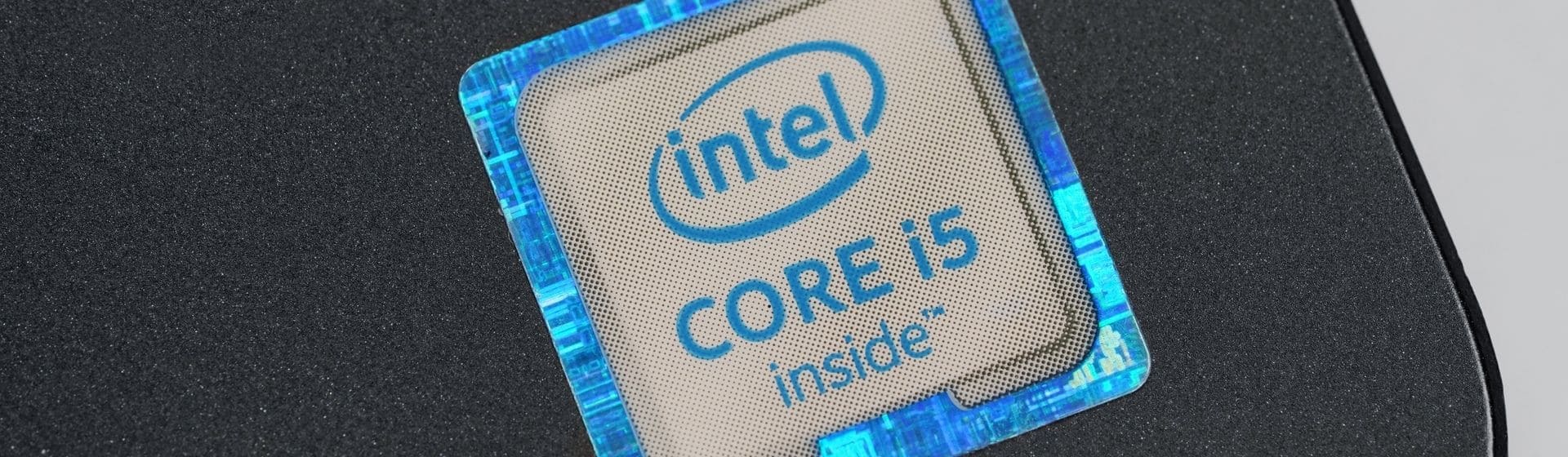 Capa do post: Intel Core i5 7400 é bom? Saiba tudo sobre o chip de 7ª geração