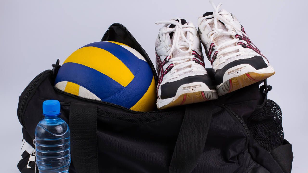 10 Melhores Tênis Para Jogar Vôlei e Handebol [Feminino e Masculino]