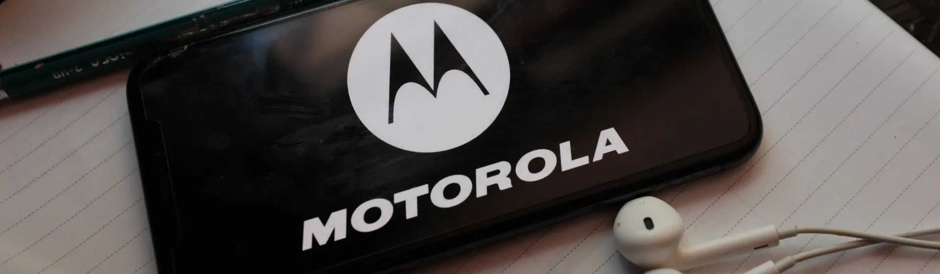 Capa do post: Celular Motorola Cyber Monday: confira nossas apostas