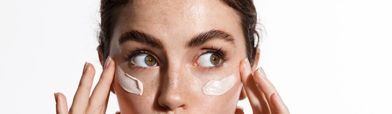 Capa do post: Sabonete para acne: 7 opções para pele oleosa e acneica