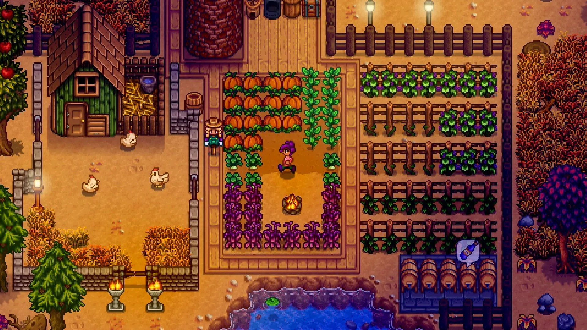 Imagem do jogo Stardew Valley no qual um personagem no centro da tela anda por sua fazenda ao entardecer, repleto de legumes plantados ao seu redor com um visual retrô como do Super Nintendo