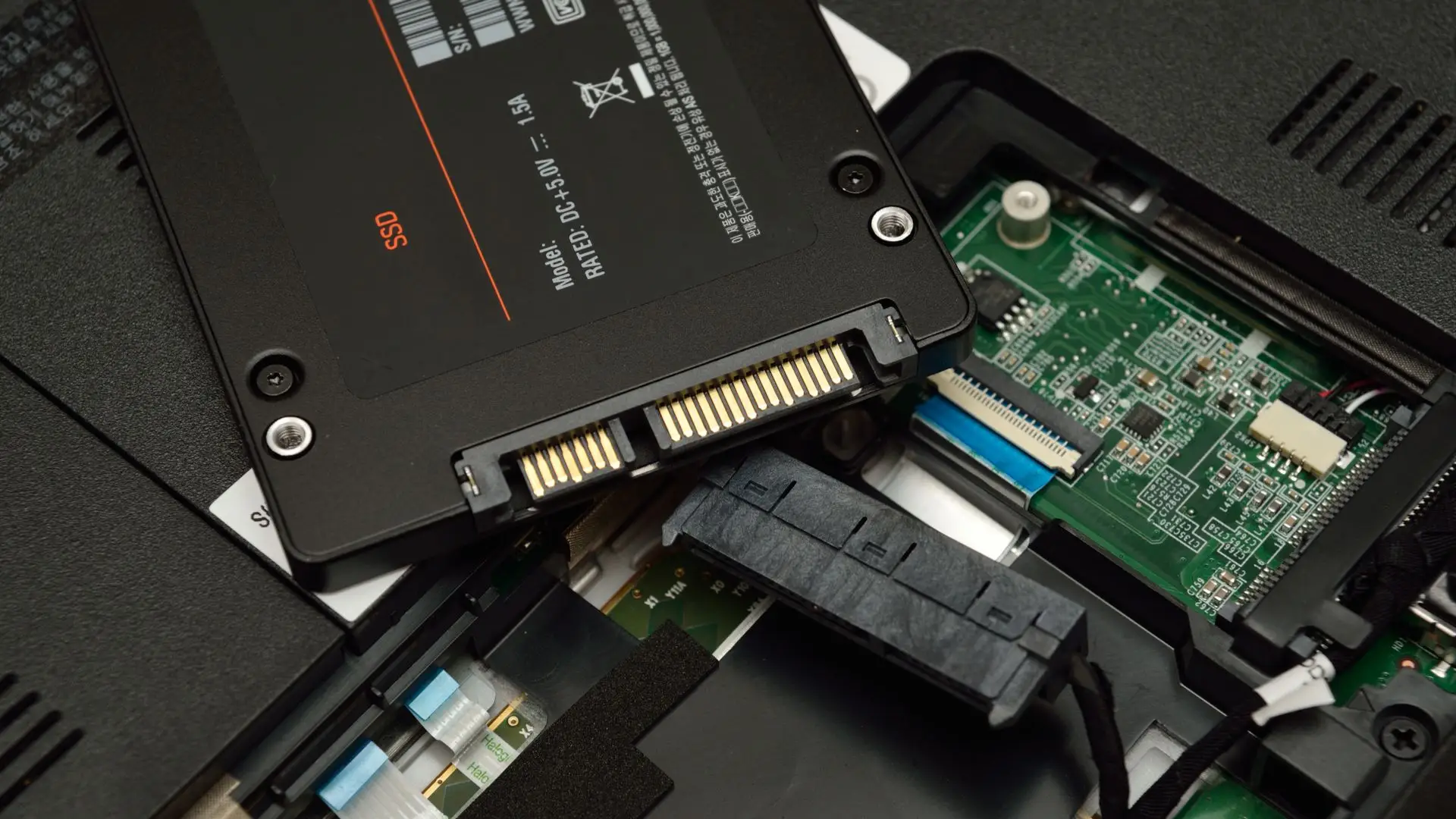 Como comprar SSD para notebook? Saiba escolher o melhor modelo