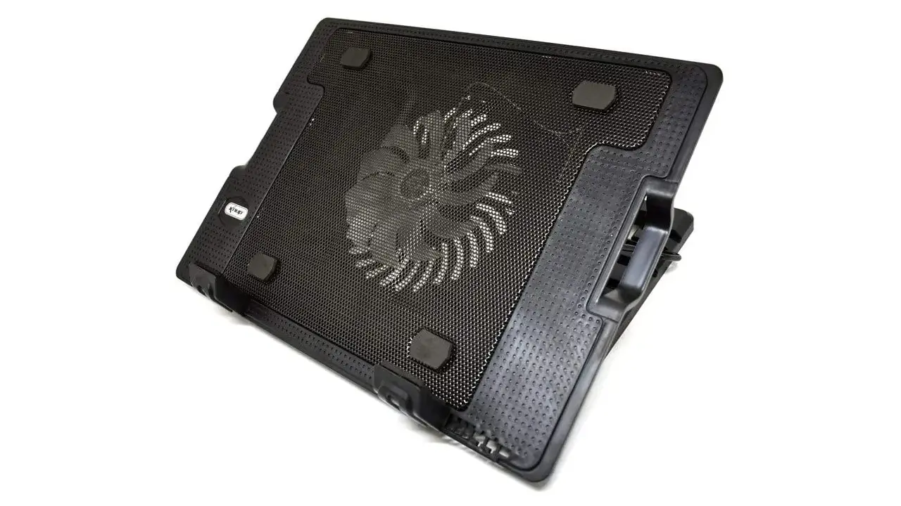 Cooler de notebook KP-9013 exposto em um fundo branco.