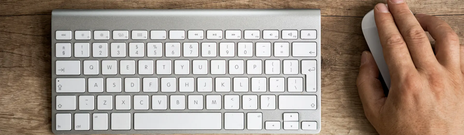 Capa do post: Melhor teclado sem fio em 2022: 10 opções para um escritório prático!