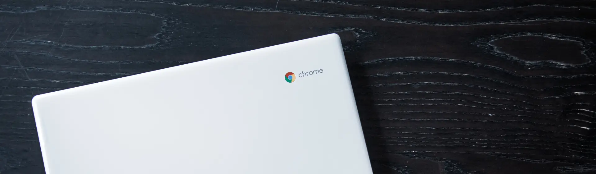 Capa do post: O que é Chromebook? Conheça o notebook simples para o dia a dia