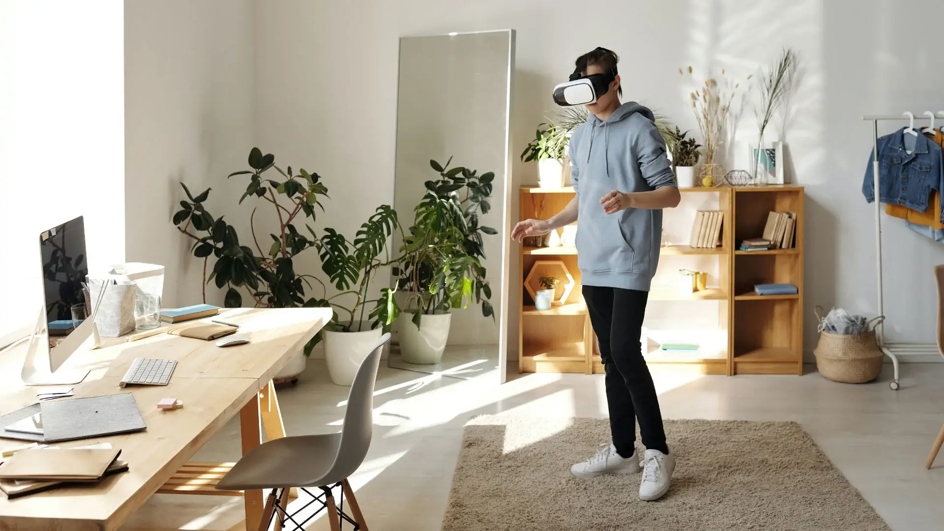 Conheça três casas que oferecem jogos em realidade virtual - 06/08/2018 -  Passeios - Guia Folha
