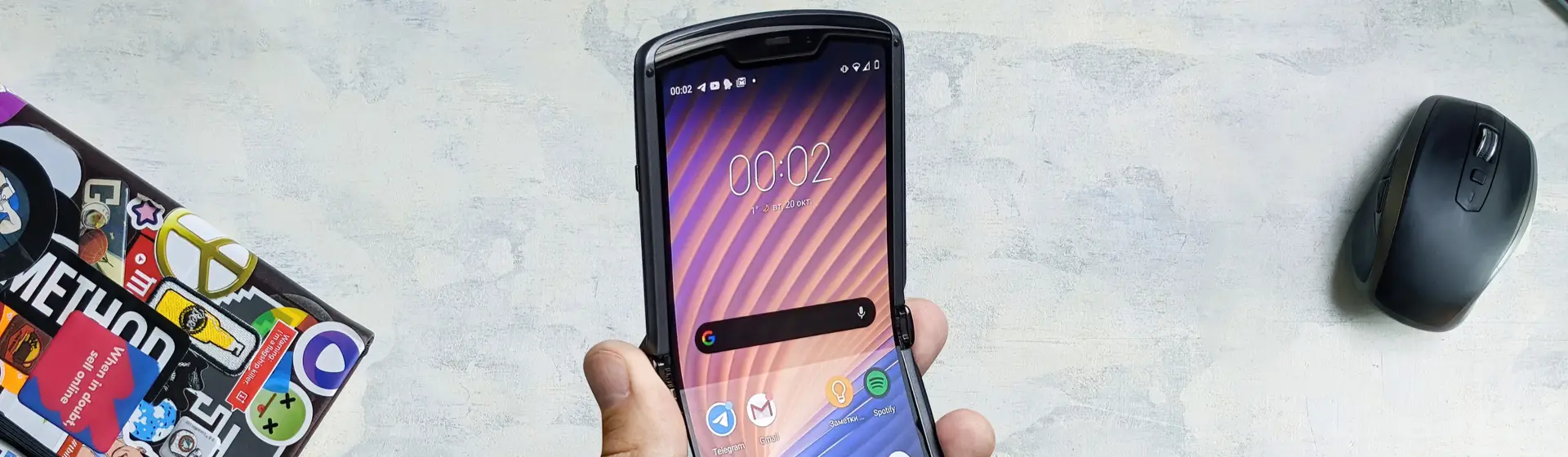 Capa do post: Motorola Razr: tudo que sabemos sobre o celular dobrável