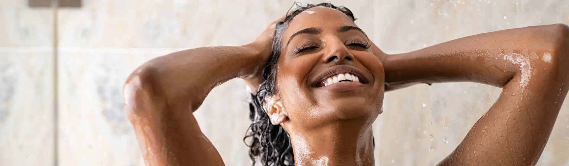 Capa do post: Shampoo profissional: 7 opções para investir no cabelo dos sonhos