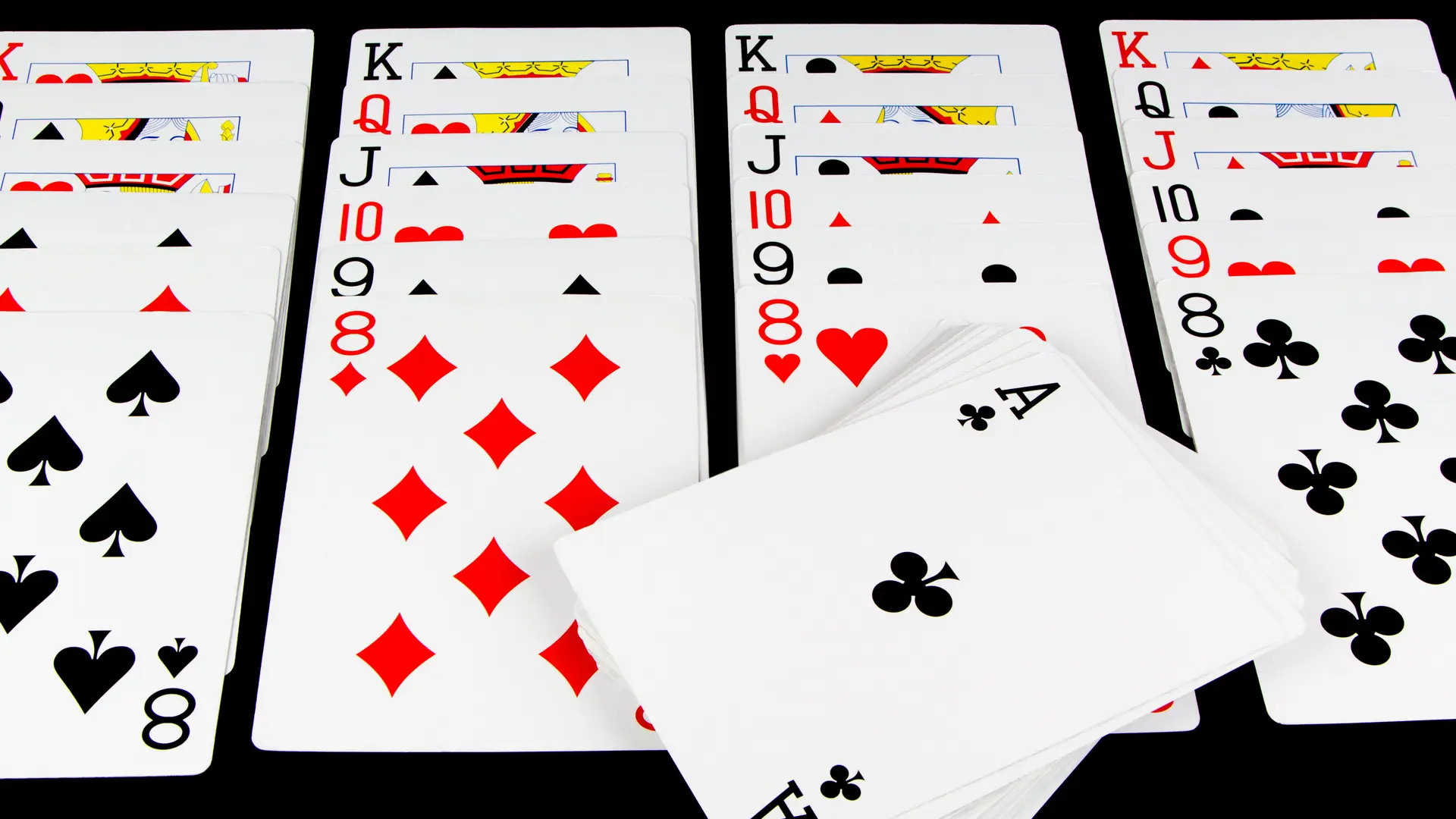 Jogos‌ ‌de‌ ‌cartas:‌ ‌6‌ ‌opções‌ ‌para‌ ‌se‌ ‌divertir‌ ‌com‌