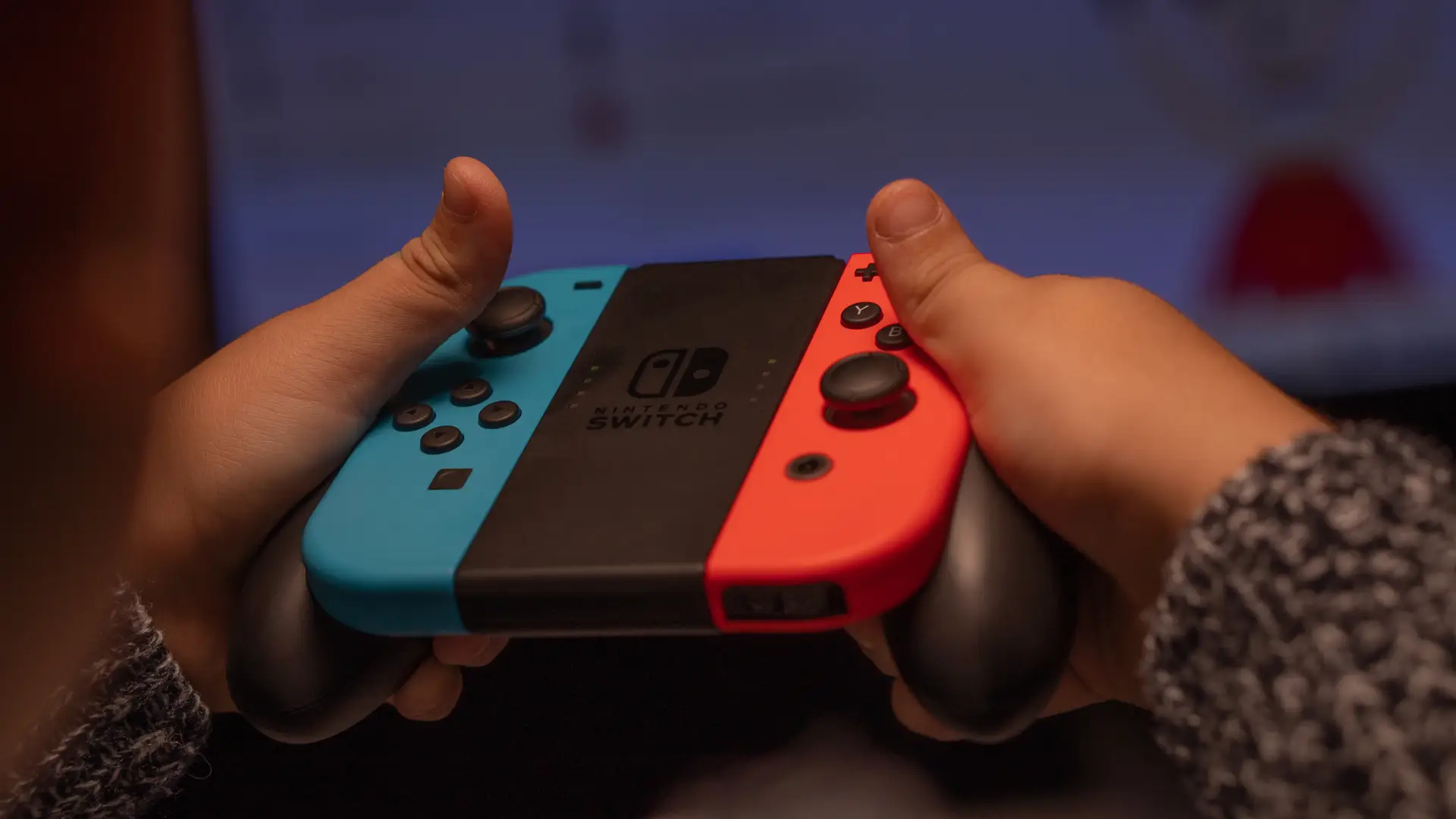 Console Portátil Switch OLED com Joy Con Nintendo Edição Especial The  Legend Of Zelda: Tears Of The Kingdom em Promoção é no Buscapé