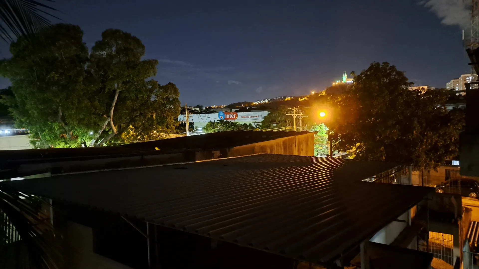 Foto de paisagem tirada à noite com o Galaxy A53