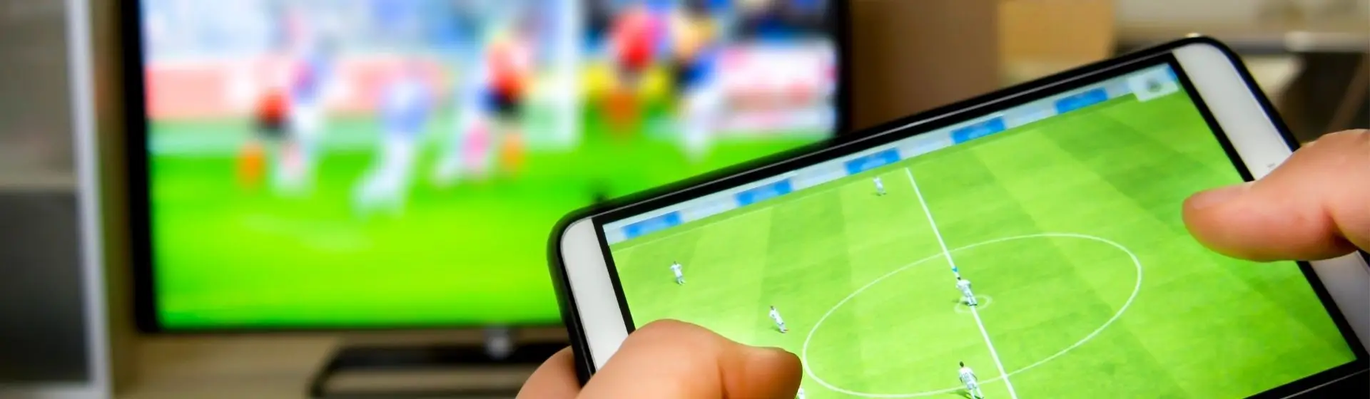 Capa do post: Como conectar o celular na TV? Veja diferentes formas