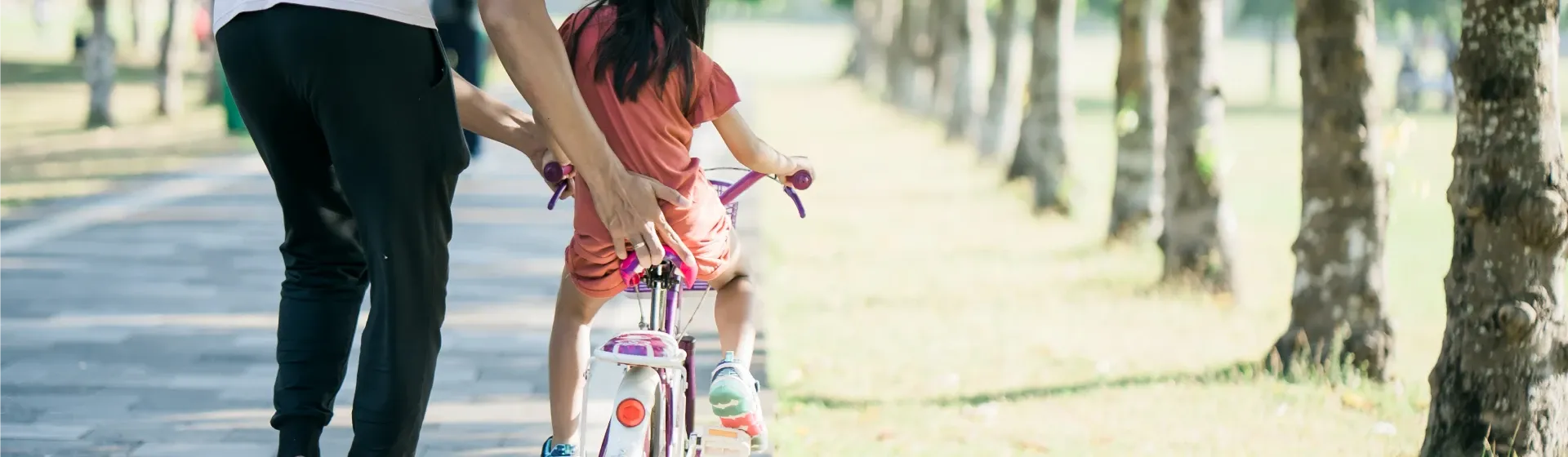 Bicicleta infantil para meninas de 3 á 7 anos na cor rosa em Promoção na  Americanas
