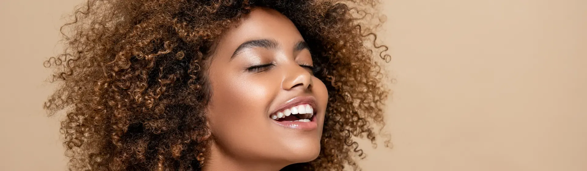 Cabelo de salão em casa: 6 produtos incríveis e baratos para testar