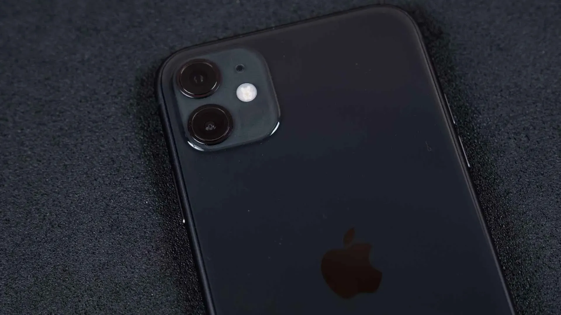iPhone 11: Qual é a melhor película para proteger a tela do celular da  Apple? 