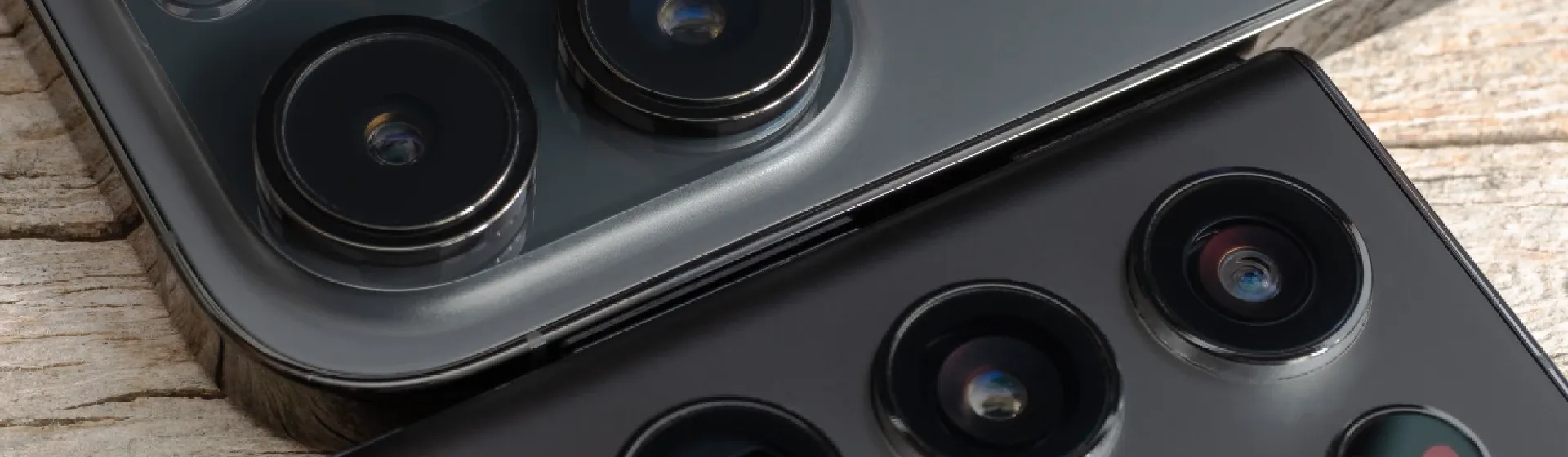 Capa do post: iPhone 14 Pro Max vs Galaxy S22 Ultra: qual leva a melhor?