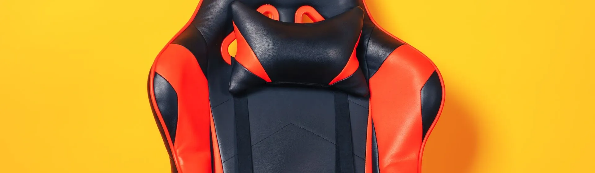 Capa do post: Melhor cadeira gamer vermelha em 2023: 6 opções com estilo e conforto