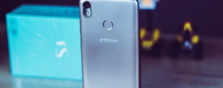 Smartphone infinix Free Fire Limited Edition 128GB Câmera Tripla