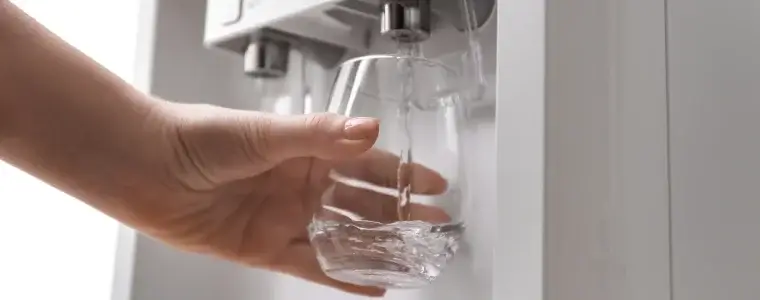 Capa do post: 8 opções de purificador de água que valem o investimento