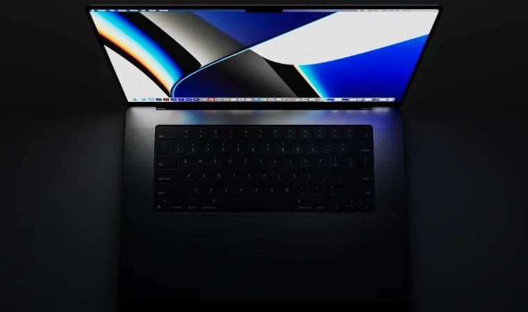 Um notebook com tela grande MacBook Pro com 16’’