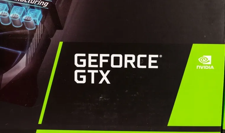Placa de vídeo dedicada Nvidia Geforce GTX 1650 na caixa