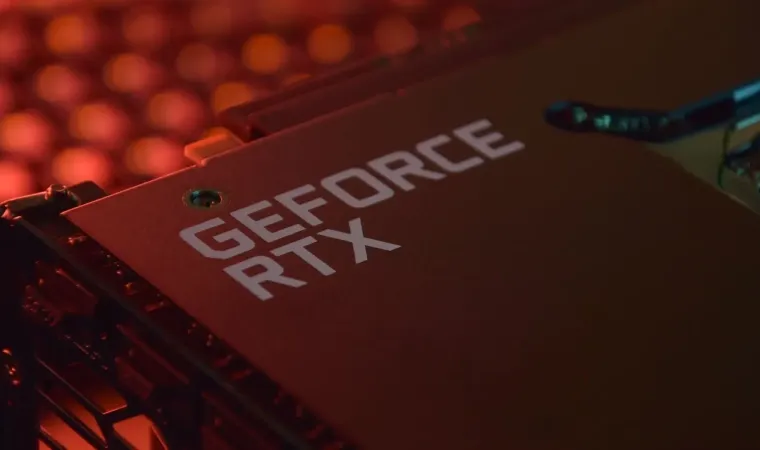 Placa de vídeo dedicada Nvidia Geforce RTX pronta para uso